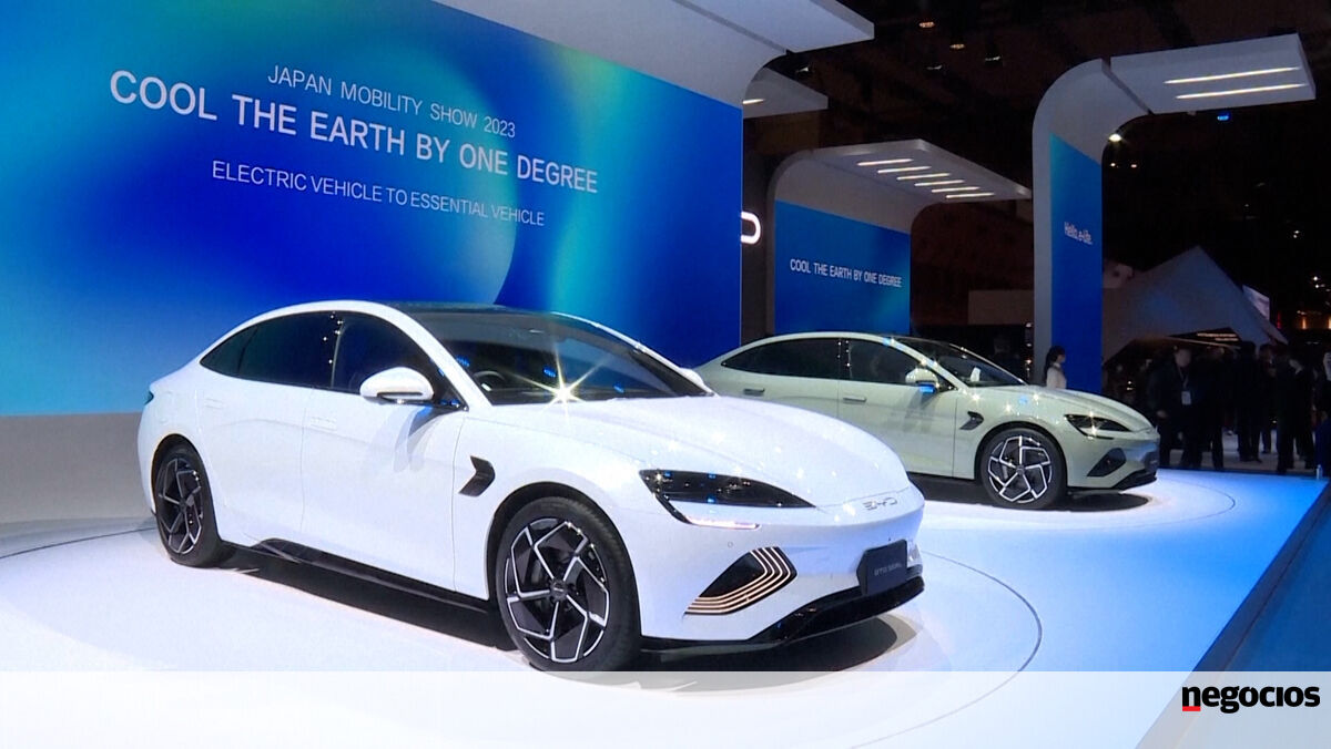 Tesla perde o trono dos elétricos para a BYD. Vendas caem mais de 8% - Automóvel