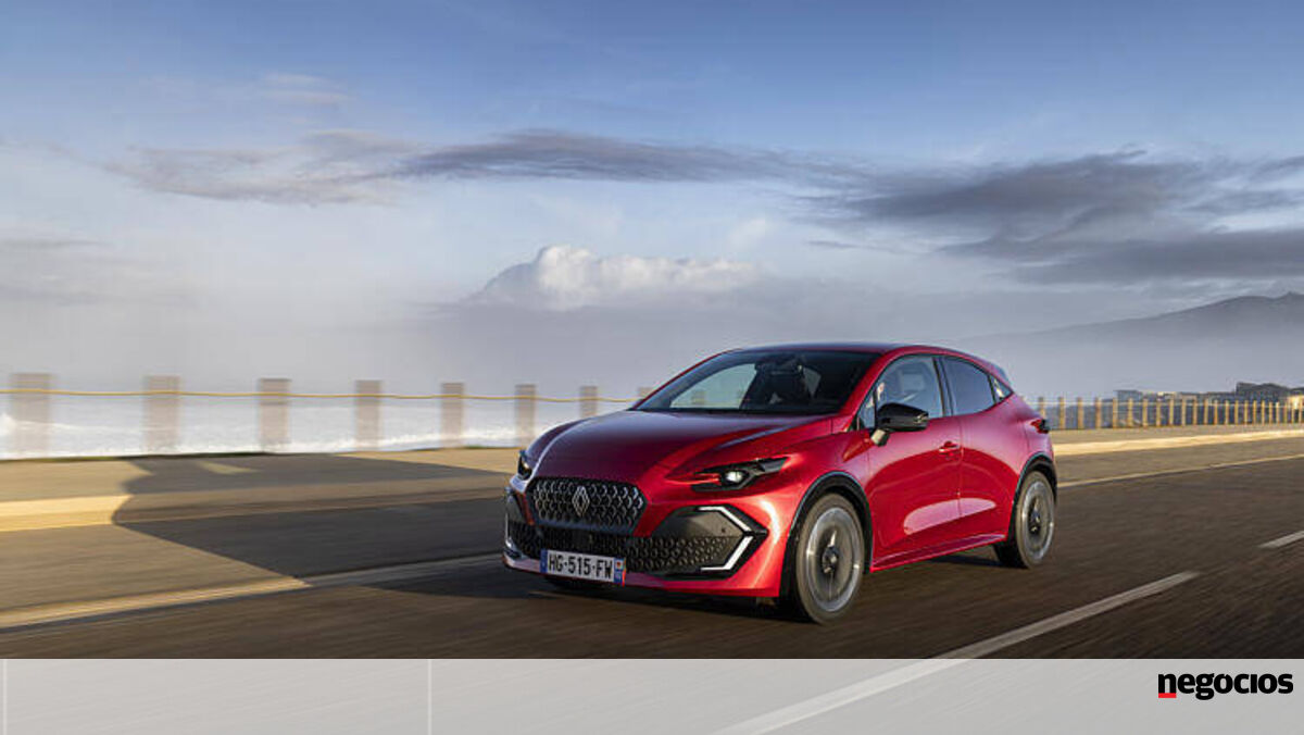 Renault Clio. Mudança radical - Automóveis