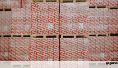 Moscovo assume controlo de quatro fábricas da dinamarquesa Rockwool - Construção