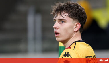 Negócio entre FC Porto e Jagiellonia por Pietuszewski em risco de cair - FC Porto