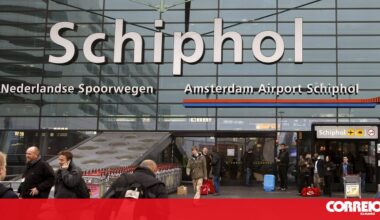 Queda de neve interrompe tráfego aéreo, rodoviário e ferroviário em Amesterdão. Cancelados quase 500 voos esta manhã - Mundo