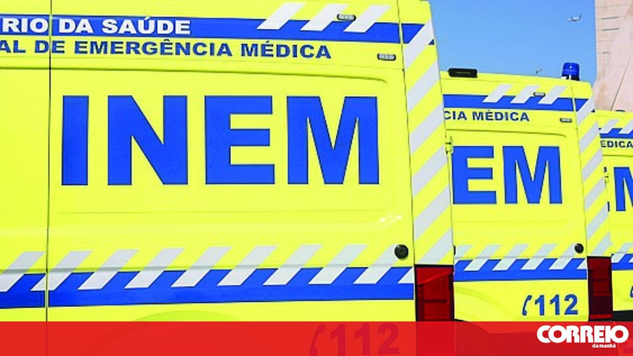 Homem morreu no Seixal depois de quase três horas à espera do INEM - Portugal