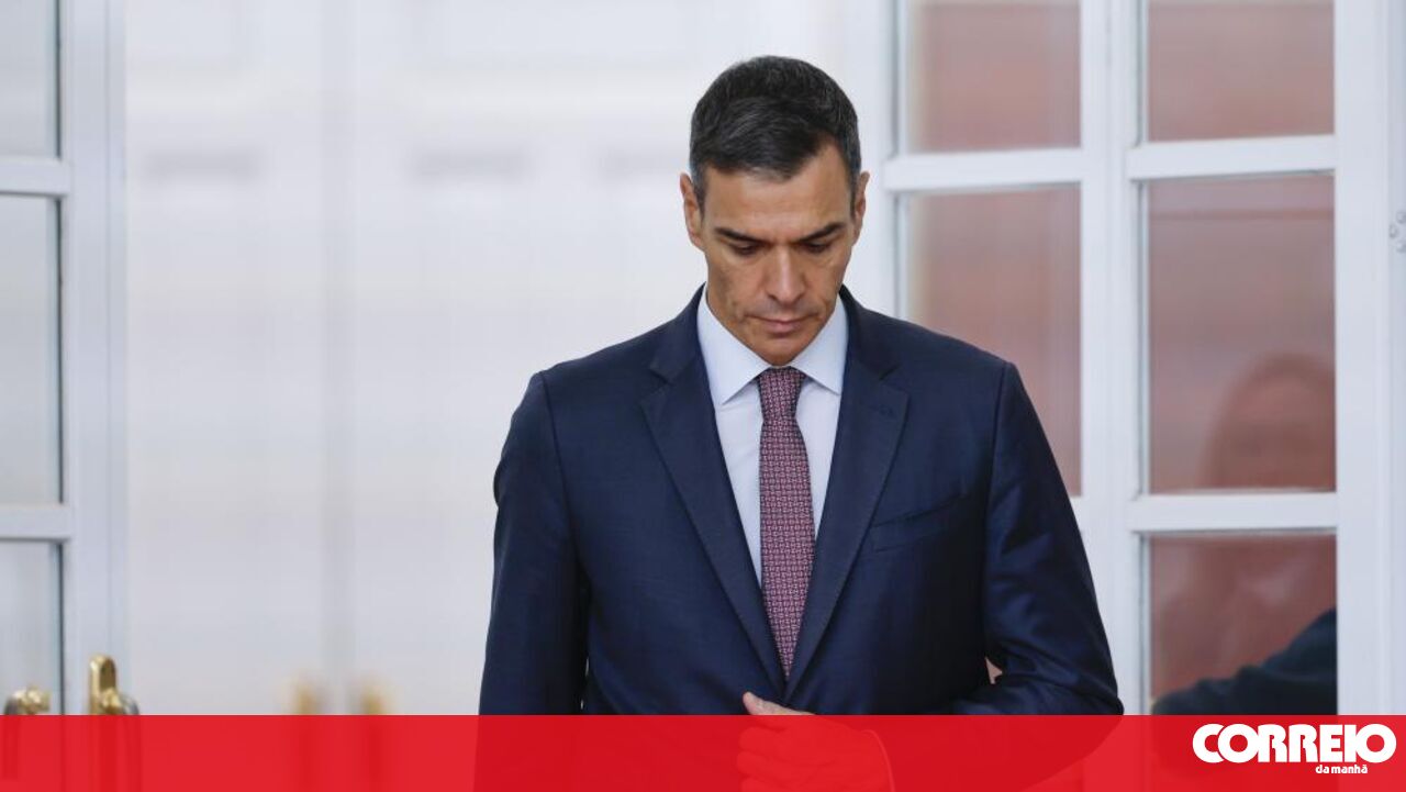 Pedro Sánchez assume "todas as responsabilidades" pelos acidentes ferroviários em Espanha - Mundo