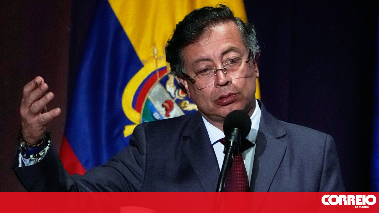 Presidente colombiano pronto a "retomar as armas" face a ameaças de Trump - Crise na Venezuela
