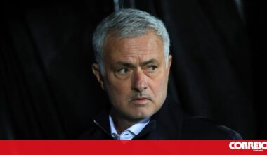 Mourinho insatisfeito exige mudanças - Futebol