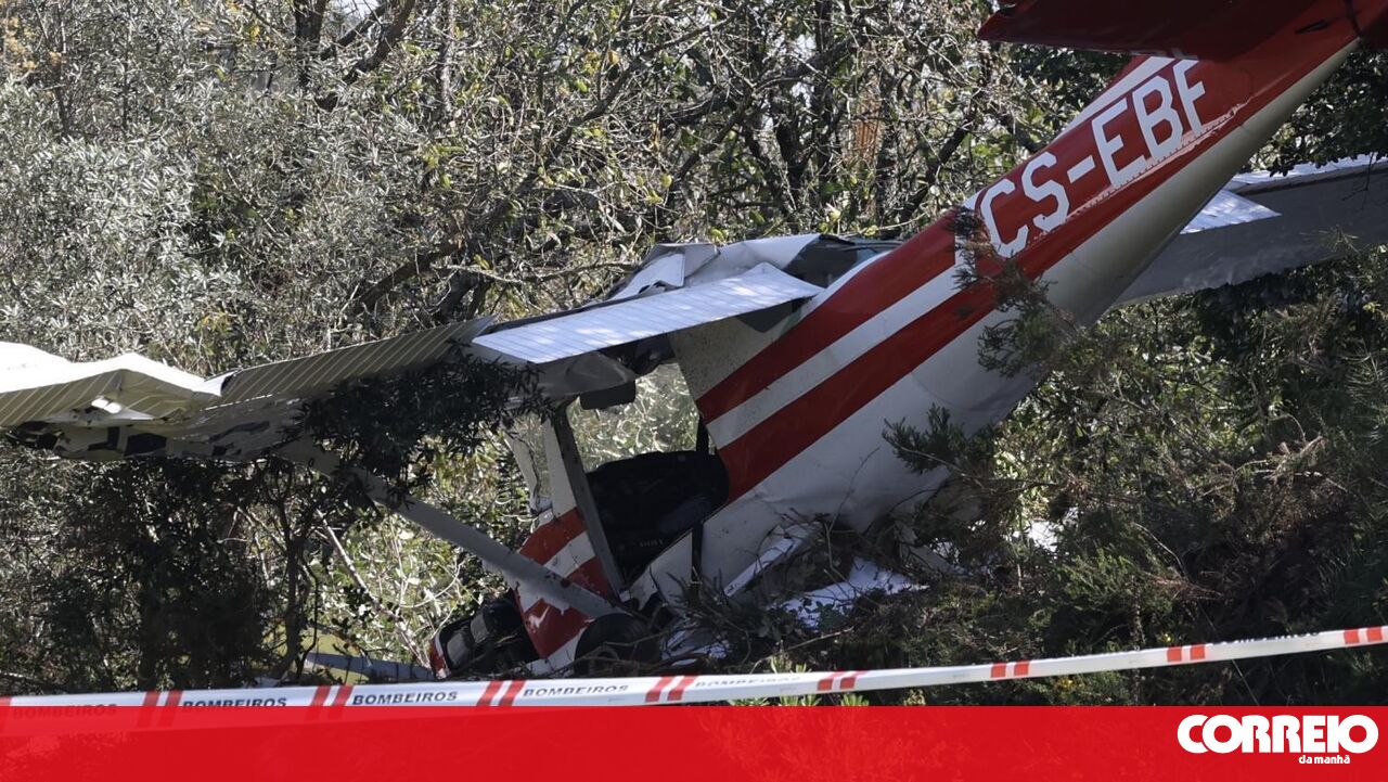 Água no combustível manda avioneta abaixo em Coimbra - Portugal
