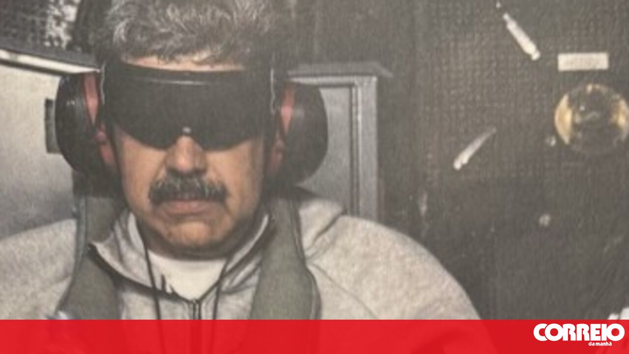 Revelada a primeira imagem de Nicolás Maduro após ser capturado pelos EUA - Mundo