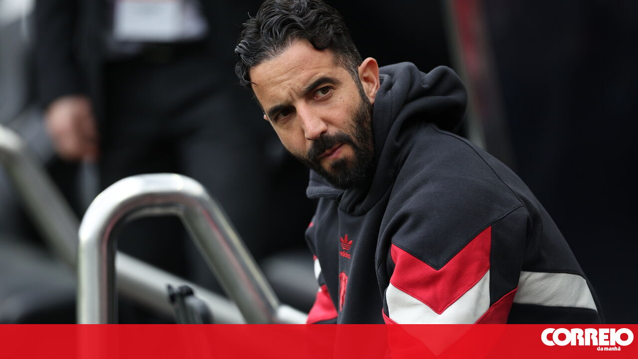 Fisco inglês vai ao bolso a Amorim. Metade da indemnização a pagar pelo Manchester United fica retida pelas finanças - Futebol