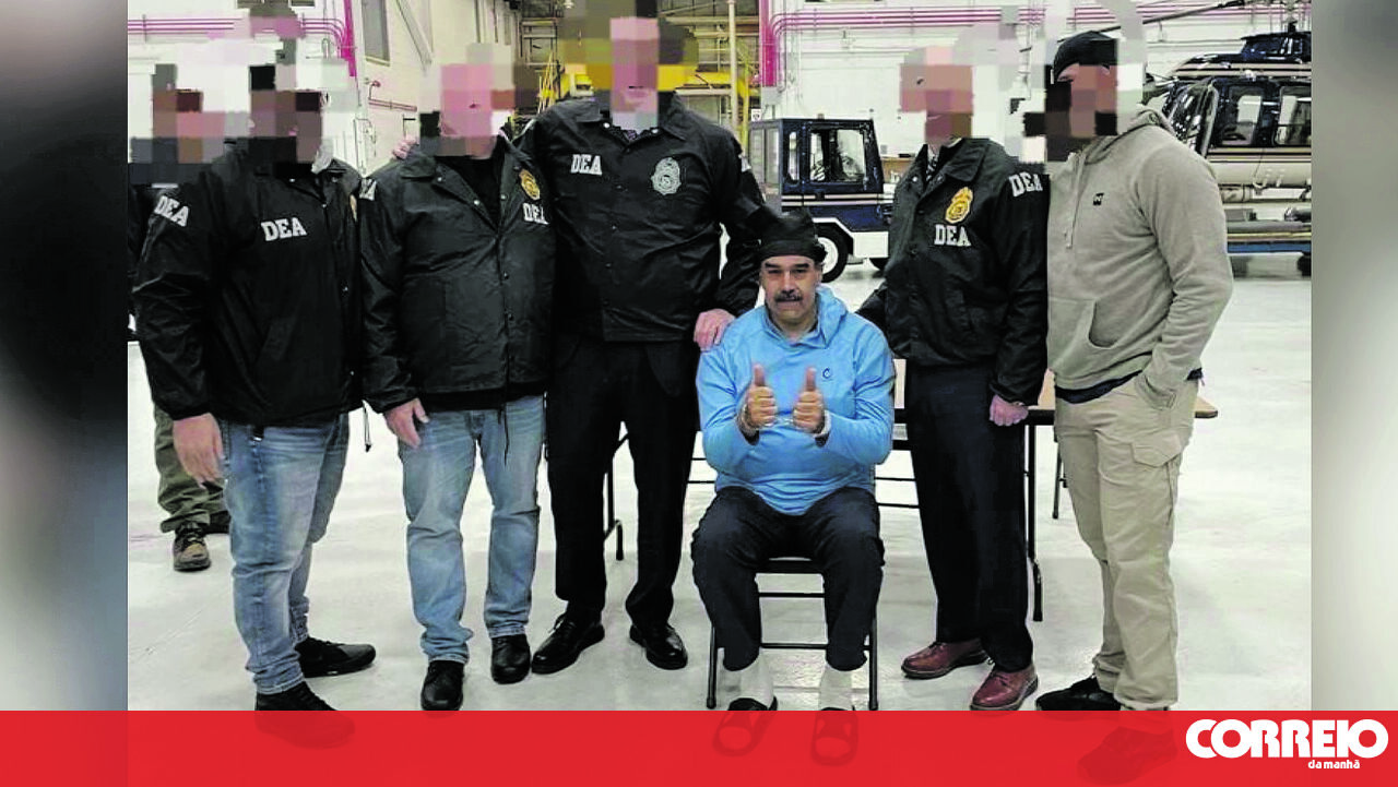 Nem a espada de Simón Bolívar valeu a Maduro - Domingo