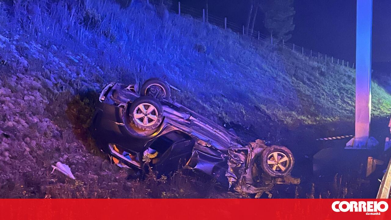 Jovem de 21 anos morre em despiste de carro na A23 em Gavião - Portugal