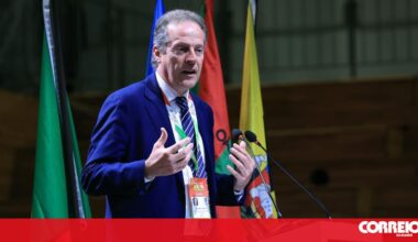 Mais de 10 700 autarcas elegem hoje os líderes das regiões. Ribau Esteves mantém candidatura - cmjornal.pt