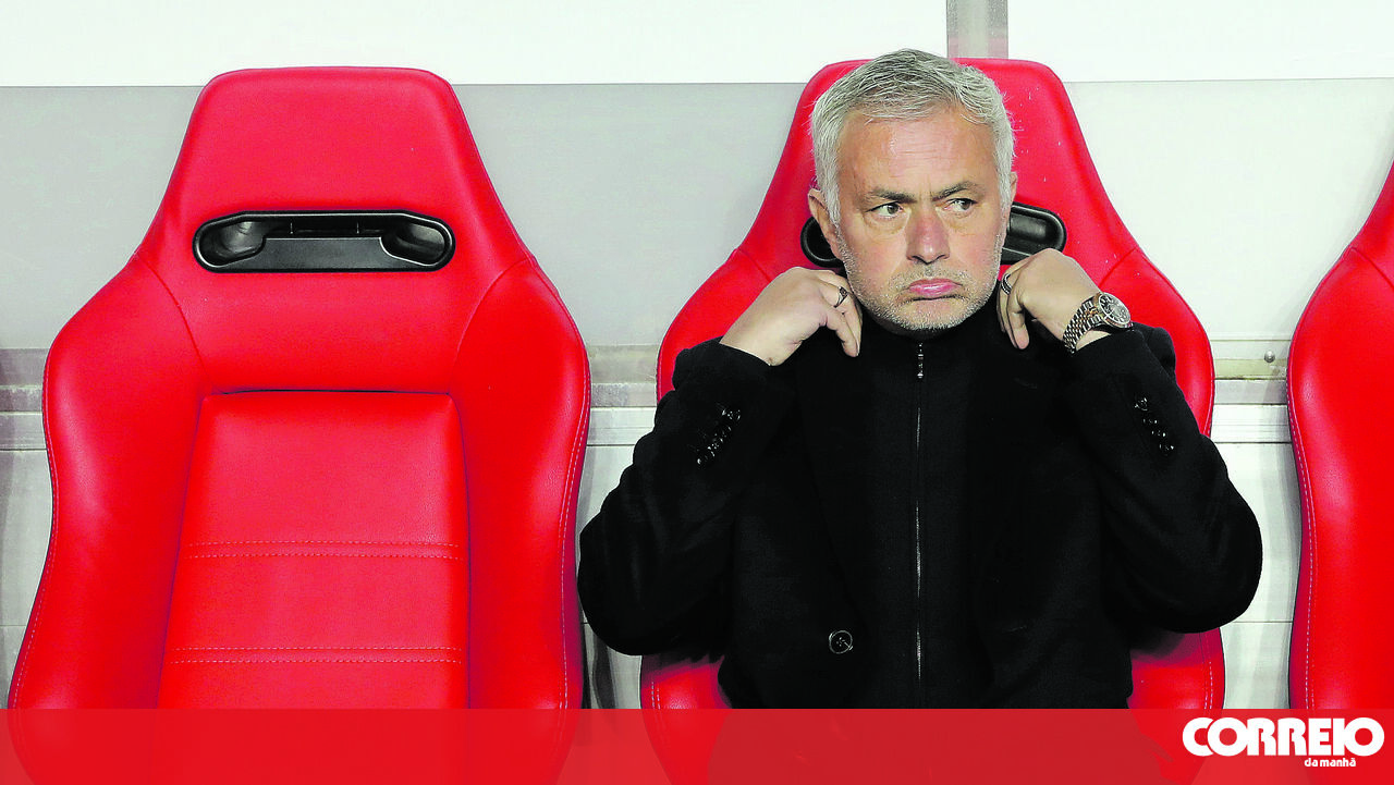 Mourinho já contava ter reforços para o clássico - Futebol