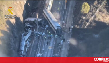 Dois portugueses envolvidos no descarrilamento de dois comboios em Espanha estão bem. Pelo menos 40 pessoas morreram - Mundo