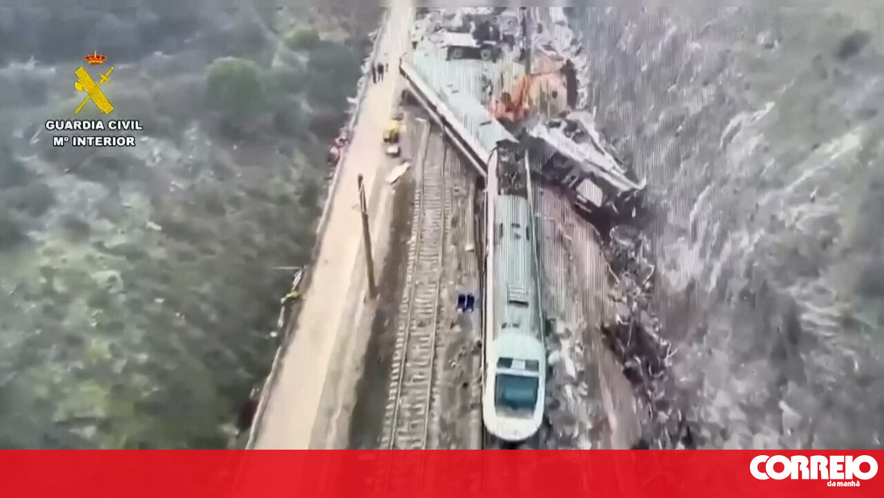 Tragédia de Adamuz: Ministro corrige informações e admite que "se enganou" - Mundo