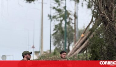 Marinha no terreno com militares, botes e geradores para prestar apoio à população das regiões afetadas pelo mau tempo - Portugal