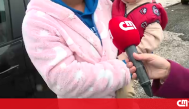 "Morreu mesmo à minha frente": Vizinha relata que homem esfaqueado na Figueira da Foz lhe bateu à porta a pedir auxílio - cmjornal.pt