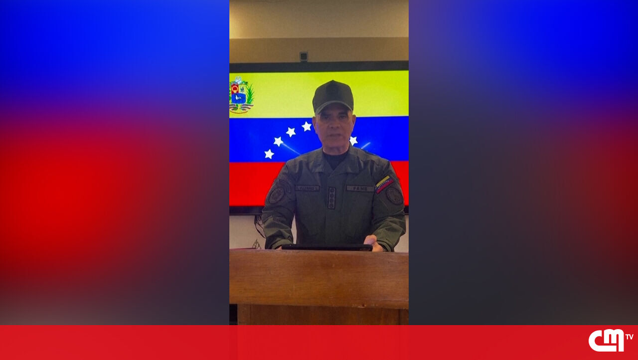 Ministro da Defesa venezuelano convoca mobilização total das forças armadas após ataque dos EUA - Vídeos