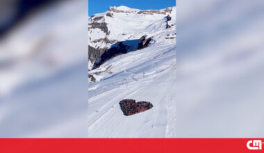 A emocionante homenagem dos esquiadores de Crans-Montana às vítimas da tragédia em bar na passagem de ano - Vídeos