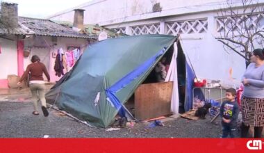 “Não temos condições para ter uma vida digna”: Jovem casal vive numa tenda com bebé em Beja - Vídeos