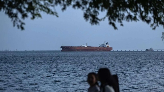 Cinco mortos em ataques dos EUA contra dois navios suspeitos de tráfico de droga