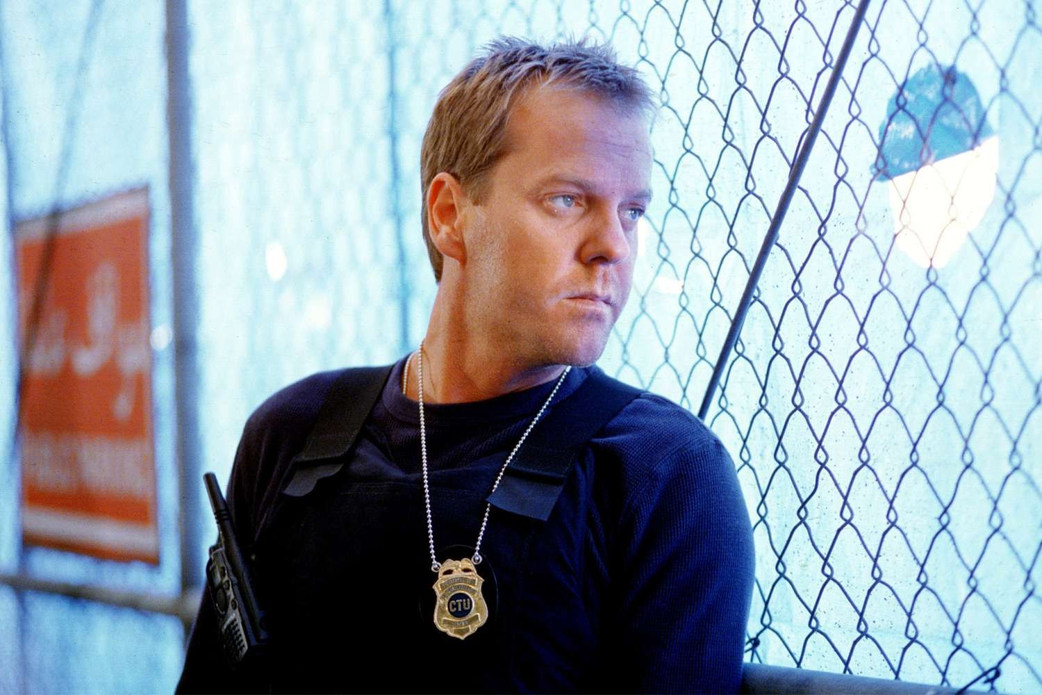 Kiefer Sutherland é preso acusado de agredir motorista de aplicativo nos EUA - G1