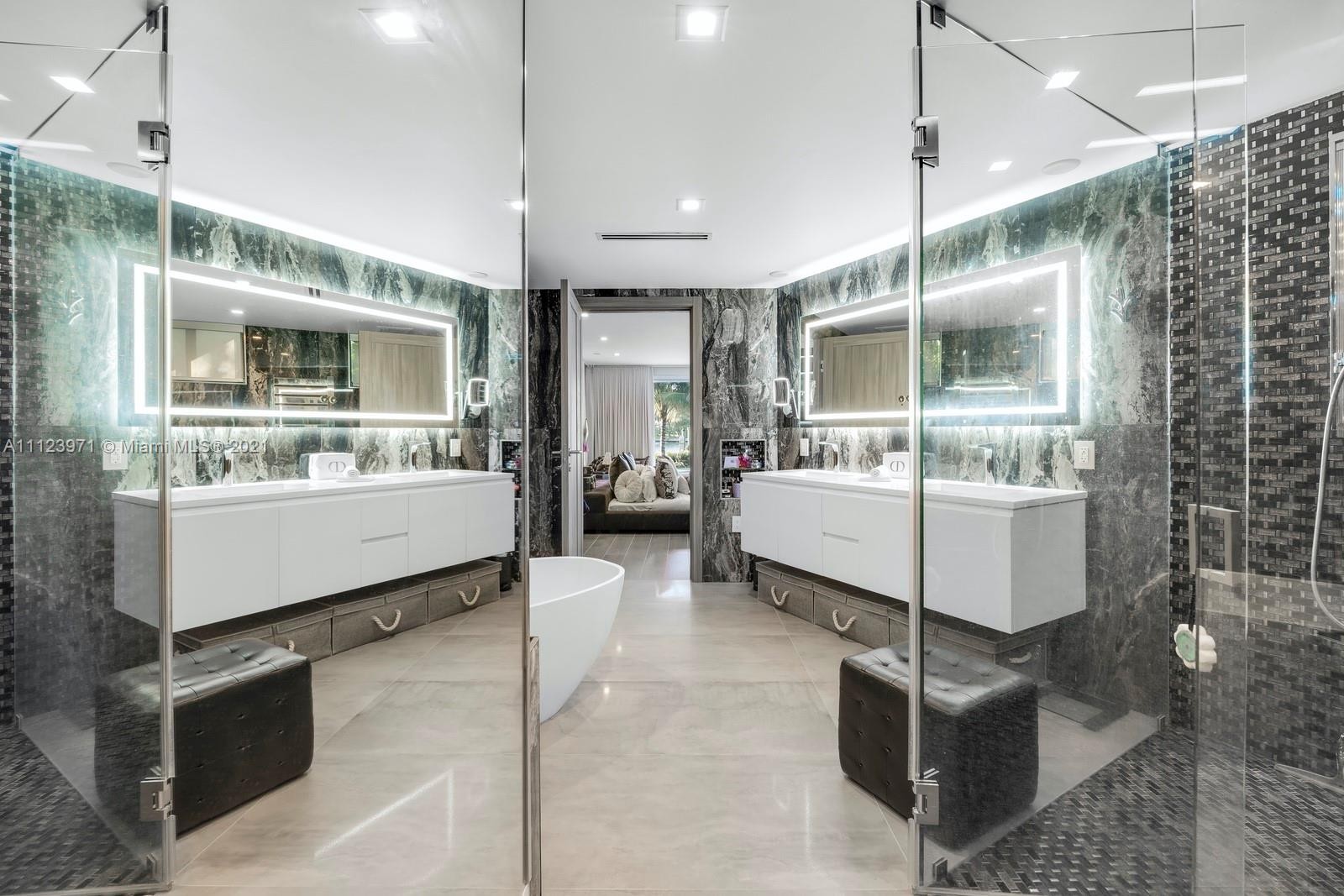 Mansão que Gisele Bündchen comprou para viver ao lado do namorado — Foto: Divulgação