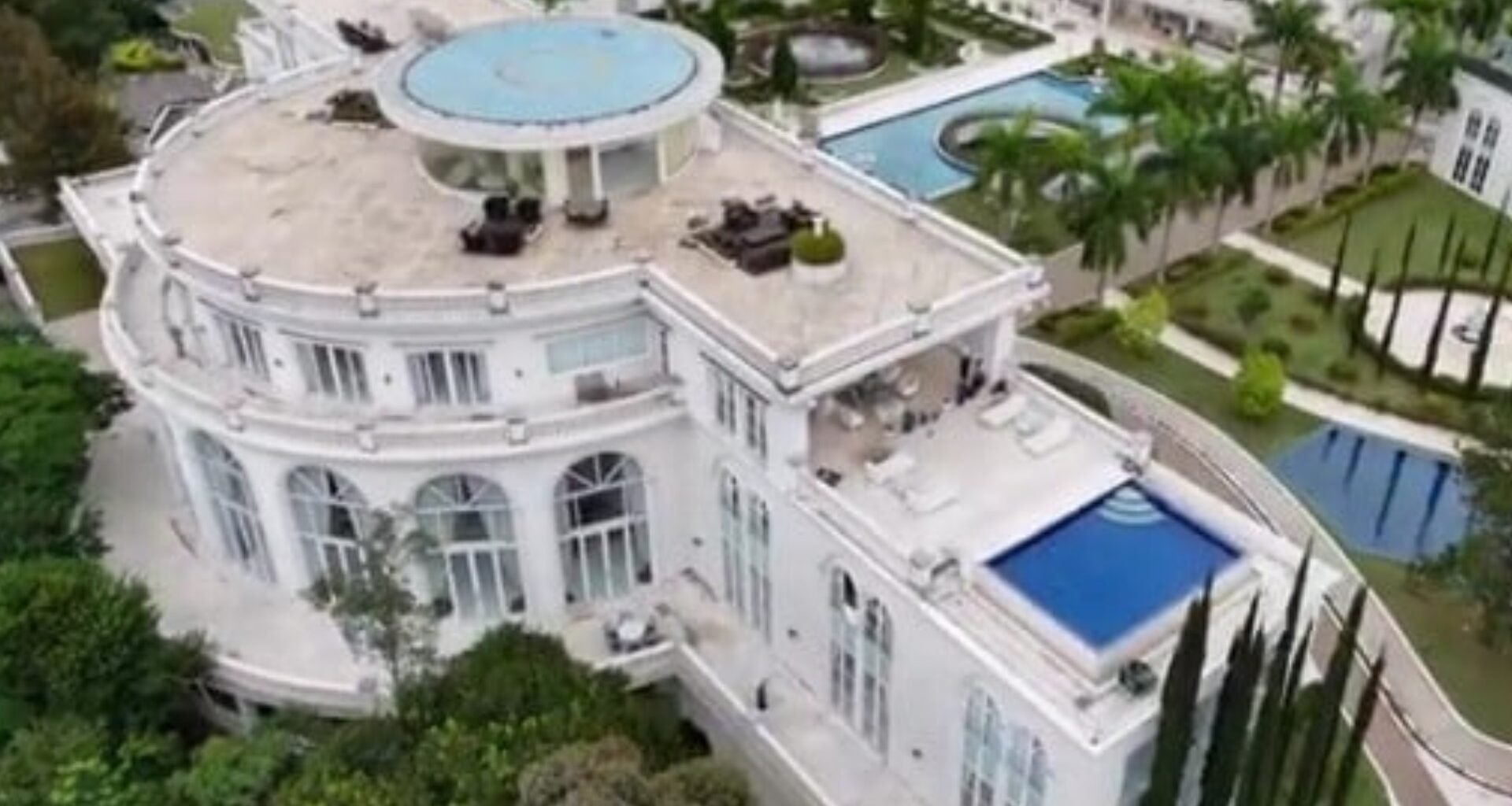 Maior mansão do Brasil custa R$ 1 bilhão e pertence a apresentadora de TV; fotos