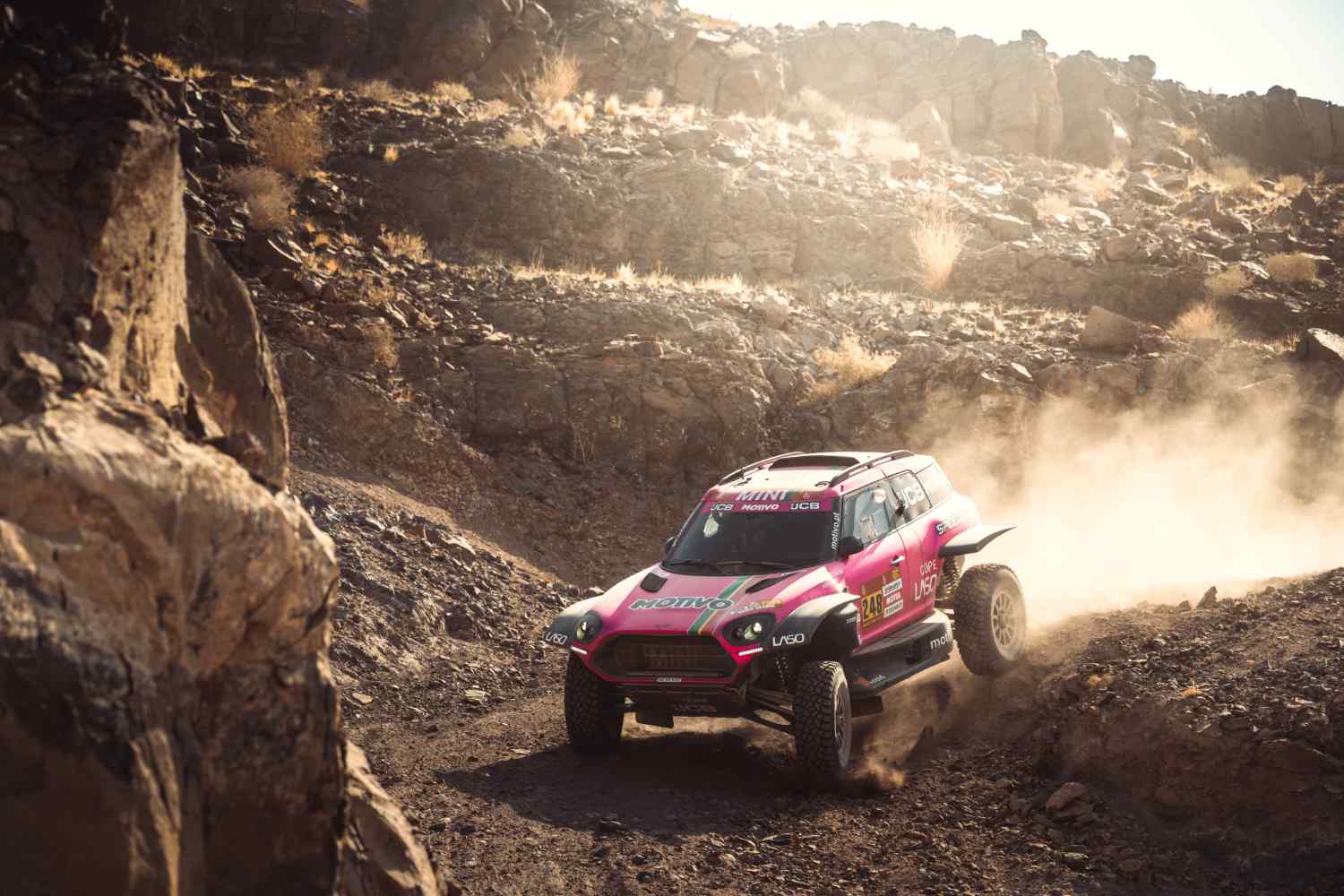 Dakar, Etapa 2: Maria Luís Gameiro abalroada por camião