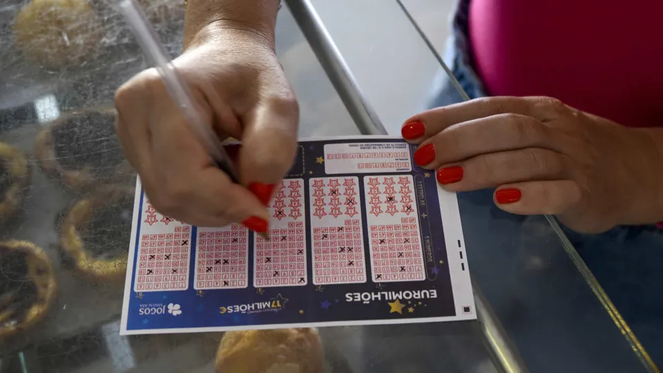 É dia de milhões? Eis a chave do Euromilhões desta terça-feira