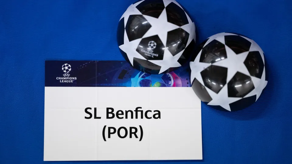 Benfica defronta Real Madrid (outra vez) no playoff da Champions