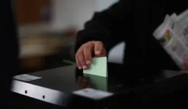 Domingo é dia de eleições: Confirme aqui o seu local de voto