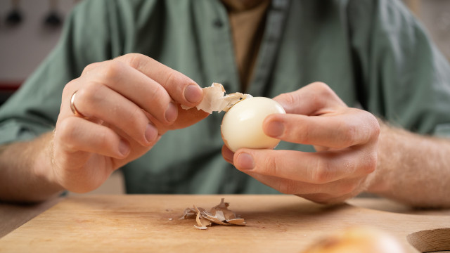 Estudo revela: Afinal, comer ovos pode ajudar a reduzir o colesterol