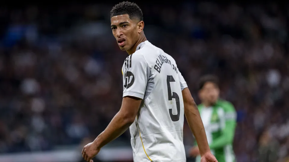 Jude Bellingham 'explode' após despedimento de Xabi Alonso: "Palhaços..."