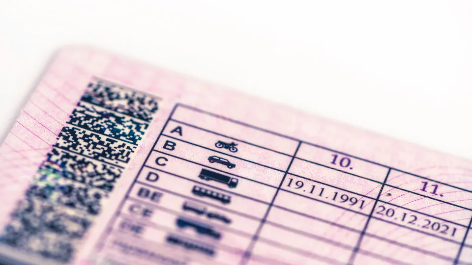 Validade da carta pode não ser a impressa. Saiba quando renovar