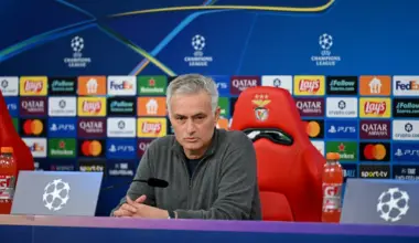 Mourinho revela o que disse a Arbeloa e destaca Schjelderup: "O miúdo..."
