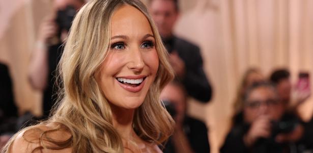 Nikki Glaser apresentou o Globo de Ouro em 2026