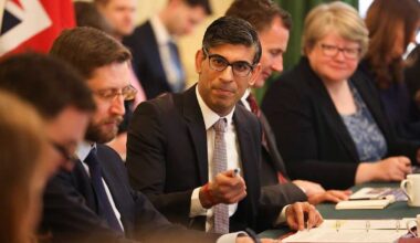 Líder britânico passa 36 horas sem comer toda semana e o motivo chama atenção