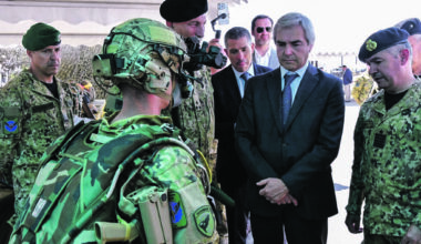 As muitas incógnitas sobre os 5,8 mil milhões para a Defesa