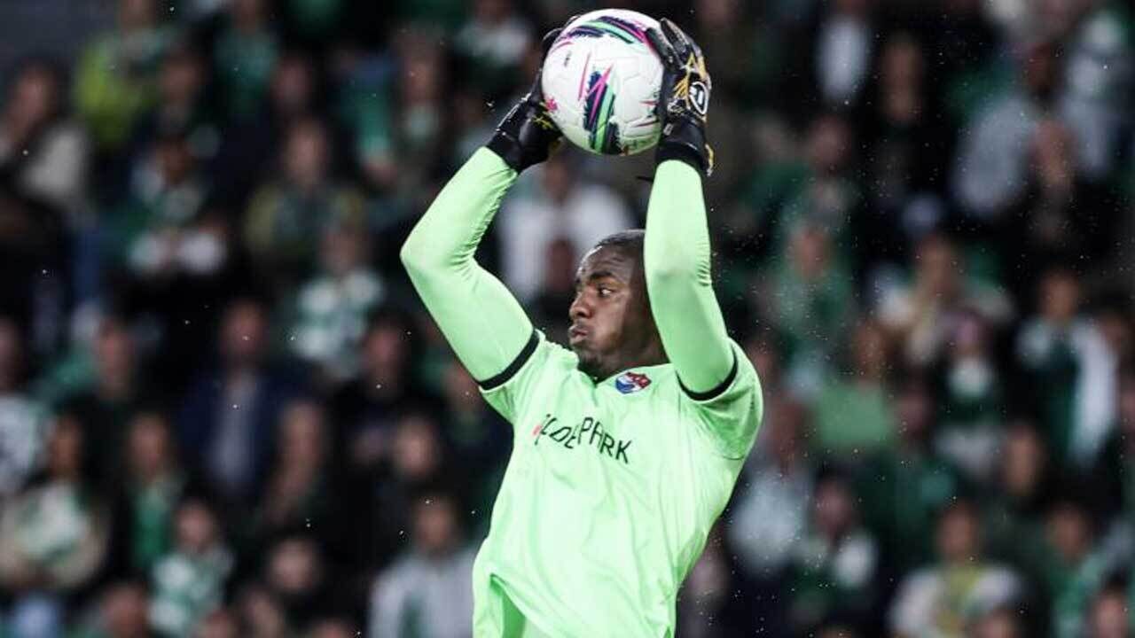 Botafogo junta-se à lista de interessados por Andrew