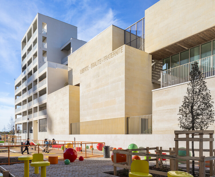 Escola Les Fabriques / Brenac & Gonzalez & Associés - Fotografia de Exterior