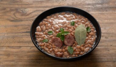 Sou nutricionista e garanto: "Coloque no feijão que ajuda a aliviar inchaço e gases"