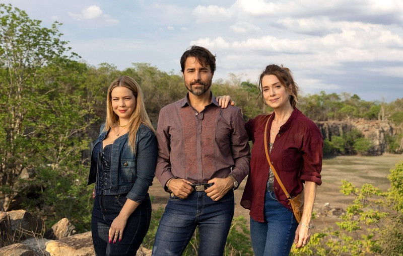 Português, Ricardo Pereira fala sobre nova novela na Globo e motivo de voltar ao Brasil