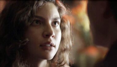 Alanis Guillen faz postagem com a namorada em viagem; veja foto