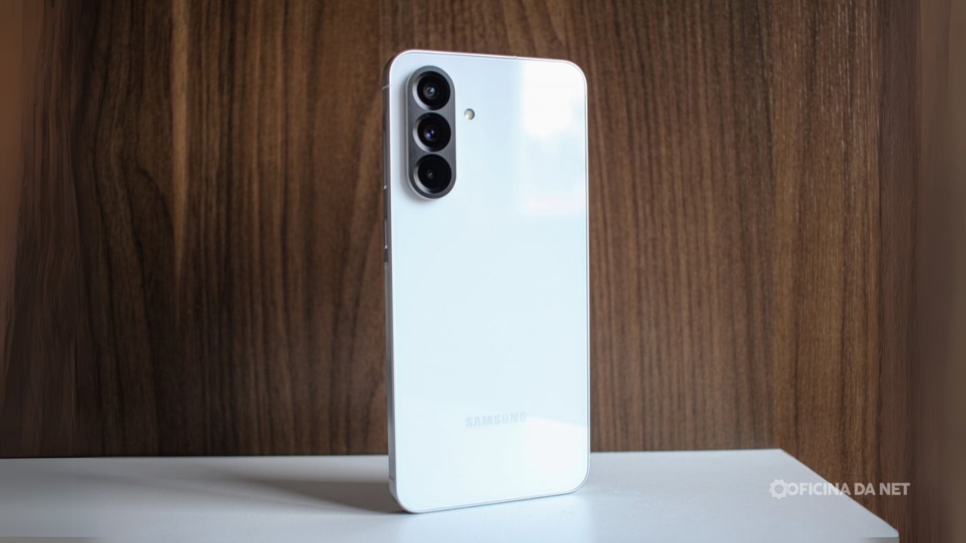 Galaxy A57 deve receber tela OLED de outra fabricante para cortar gastos