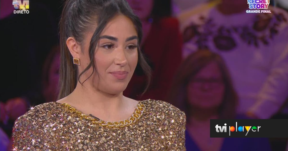 Liliana tenta conter as lágrimas ao ouvir os comentadores: «Falhaste porque o fizeste no sítio errado - TVI Player
