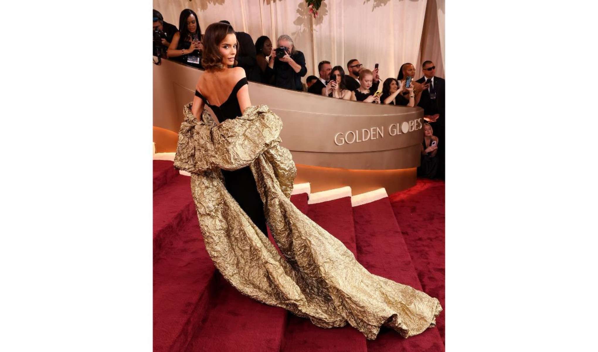 Maura Higgins
-Globen Globes / reprodução