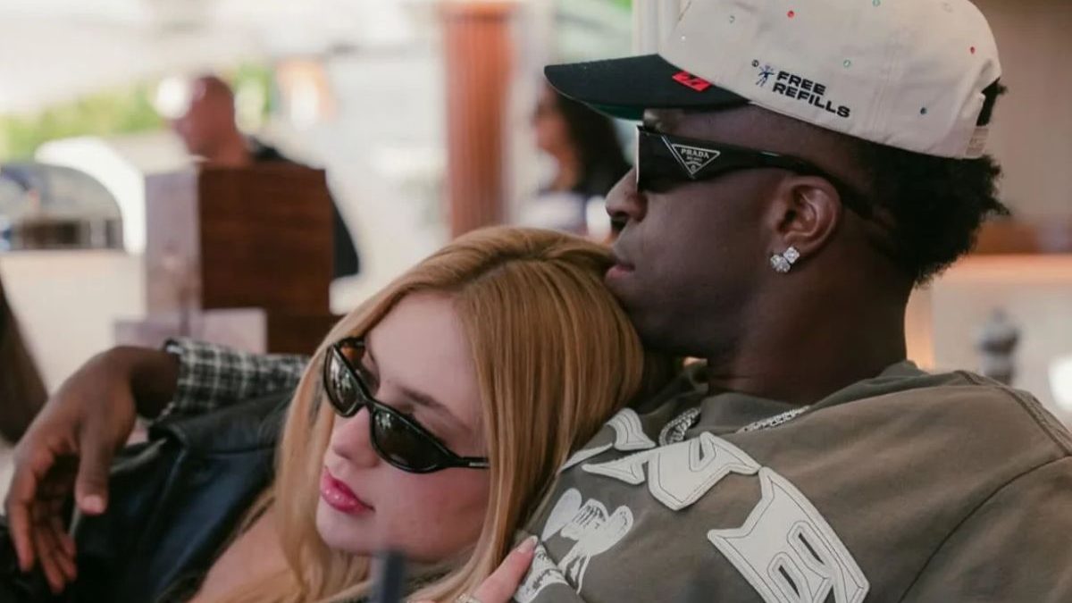 Virginia 'consola' e leva Vini Jr. ao delírio após ataque de explosão