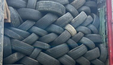 Vigilância em Saúde realiza recolhimento de mais de 15 toneladas de pneus inservíveis - Notícias