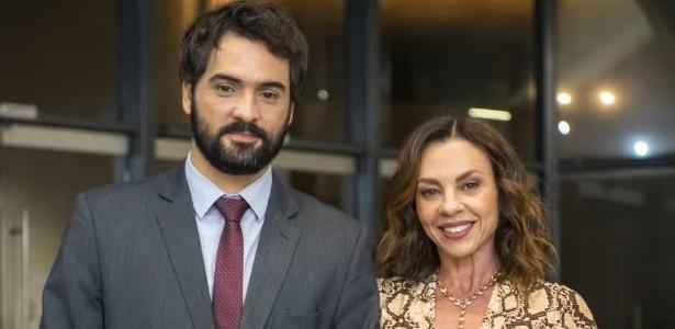 Xênica (Carla Marins) e José Maria (Túlio Starling) em