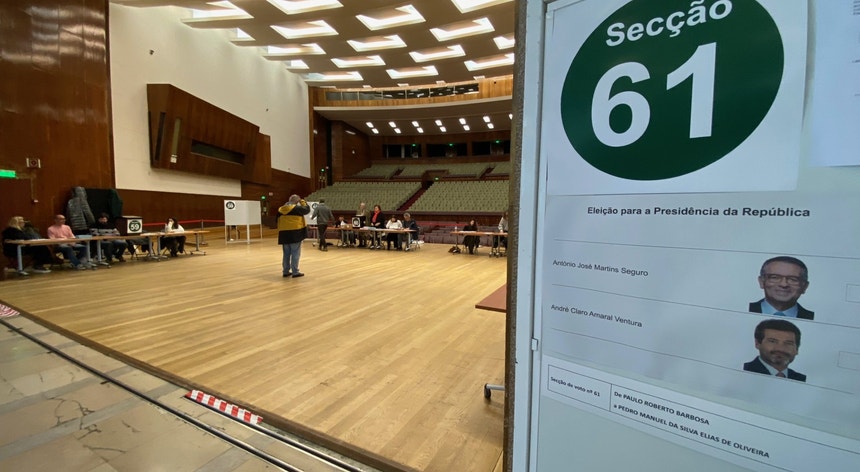 Mais 90 mil do que na primeira volta. Perto de 309 mil inscritos no voto antecipado